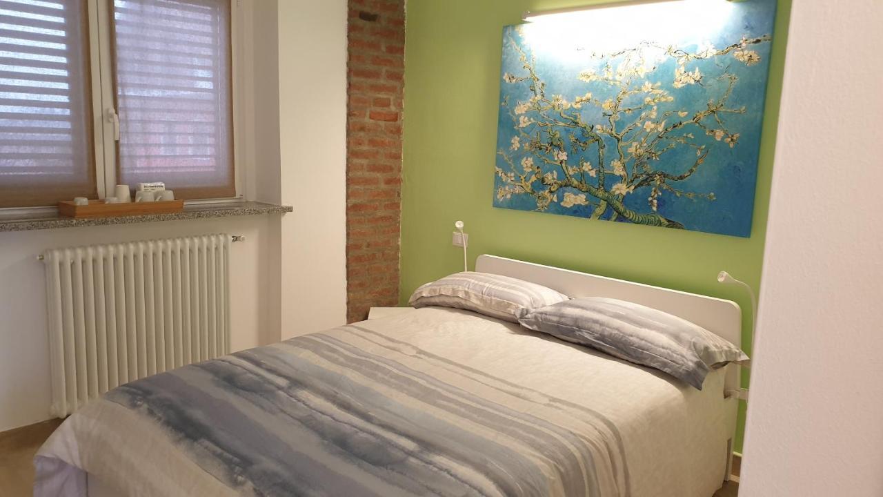 Moncrivello La Tana Dei Corgi B&B 객실 사진
