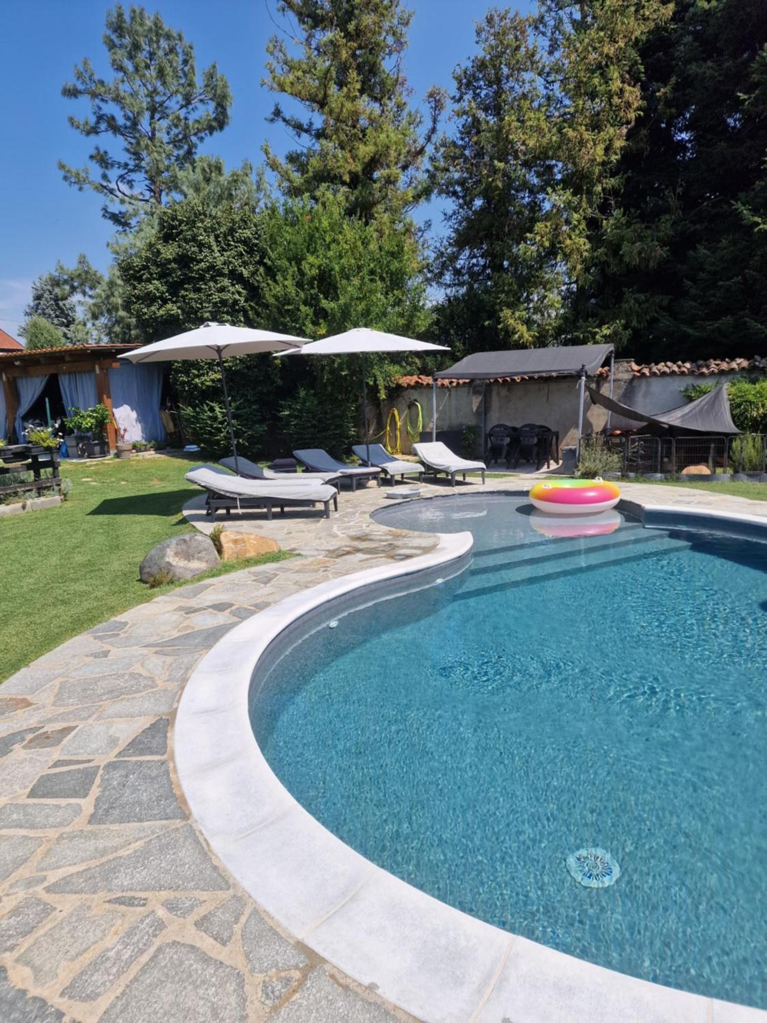 Moncrivello La Tana Dei Corgi B&B 외부 사진