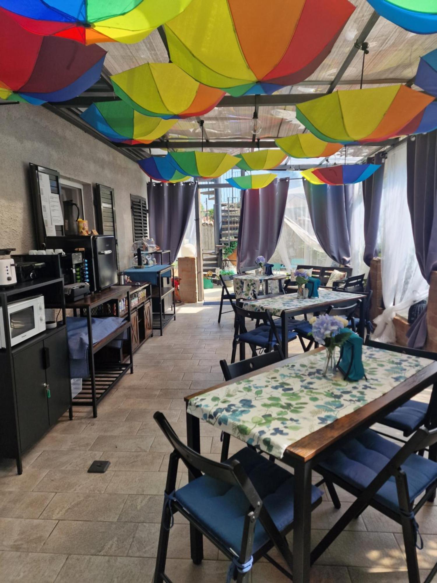 Moncrivello La Tana Dei Corgi B&B 외부 사진